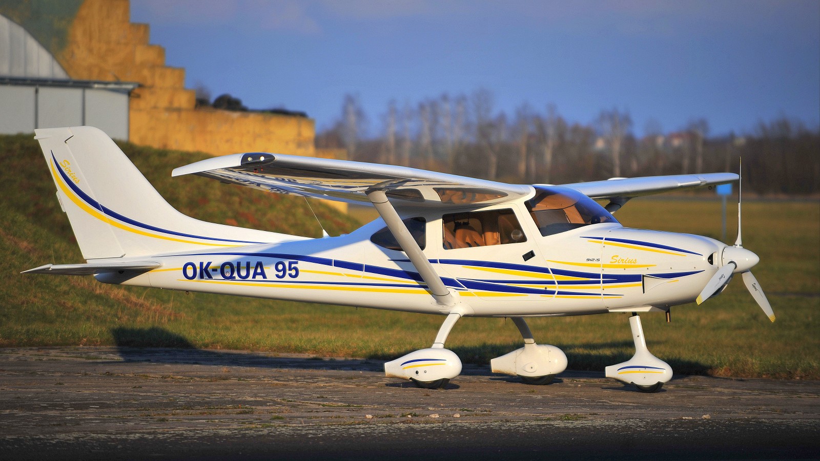 Luxury Sirius immediately for sale TLULTRALIGHT Aircraft