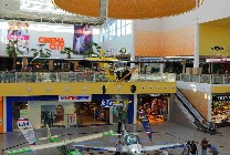 Sting S4 na výstavě v brněnském obchodním centru Olympia