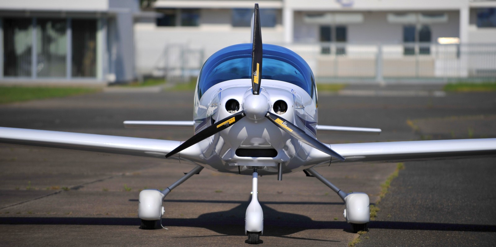 sports sting with blue design. - tl-ultralight aircraft