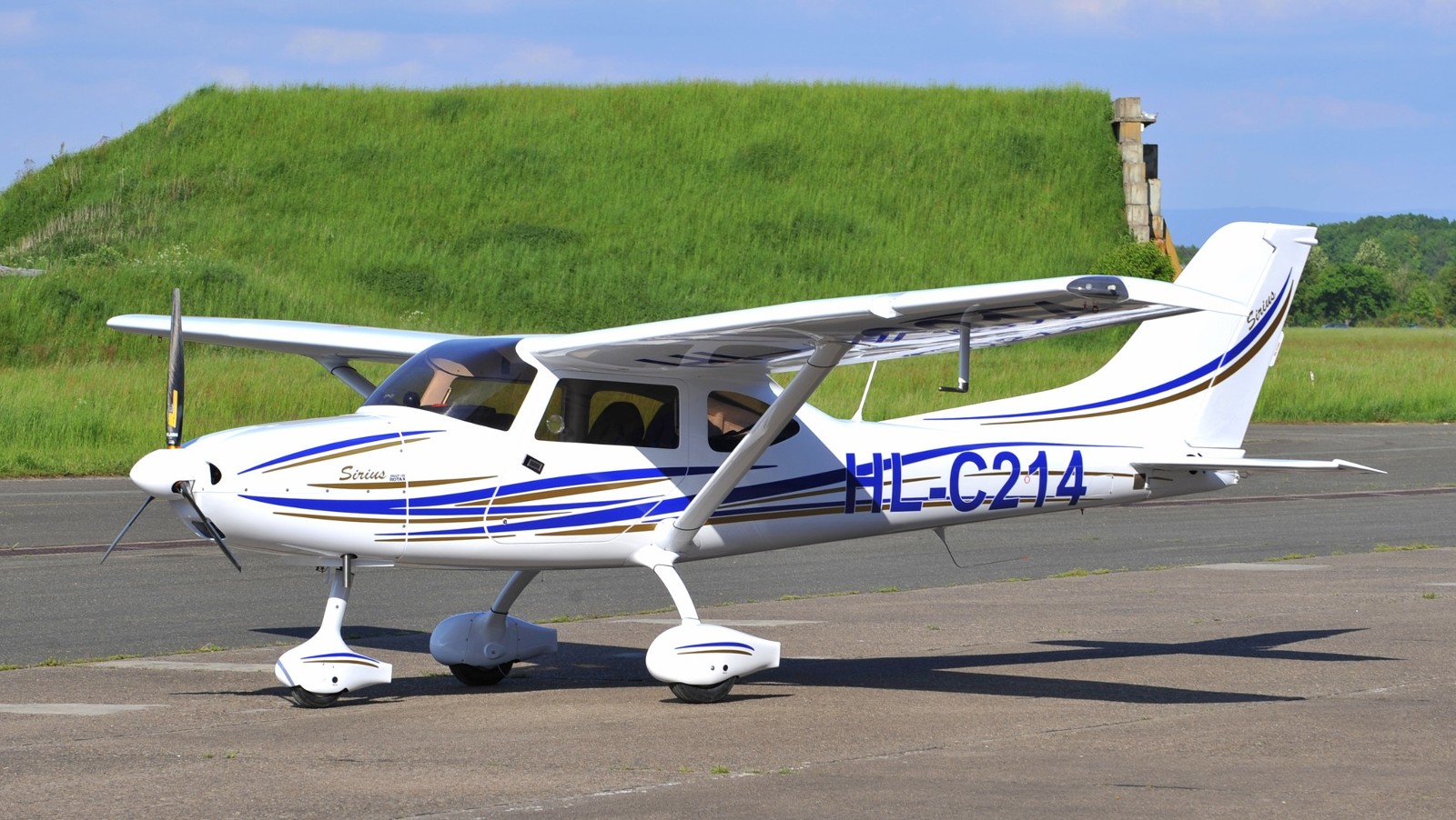 customer from faraway south korea longed for the high-wing plane