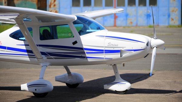 TL-ULTRALIGHT TL 3000 Sirius ultralight PowerMax LSA aircraft plane Stream